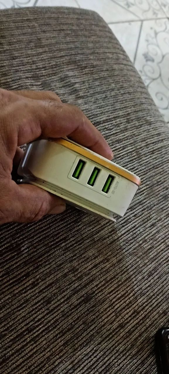 Carregador USB 6 portas funcion perfeitamente..431117408613836802