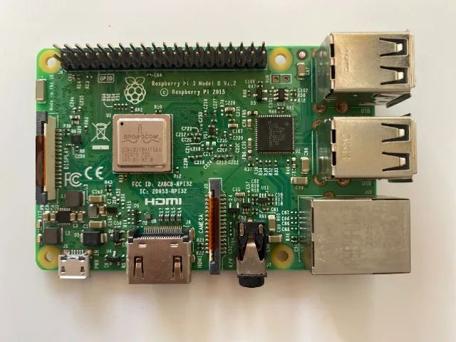Placa Raspberry Pi3 model B +     - Foto 2
