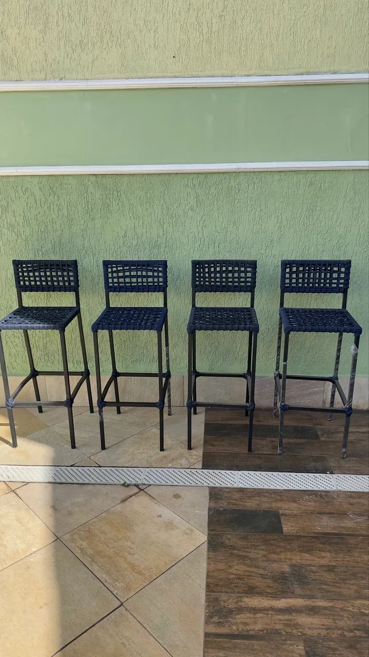 BANQUETAS MODERNAS EM CORDA NÁUTICA 