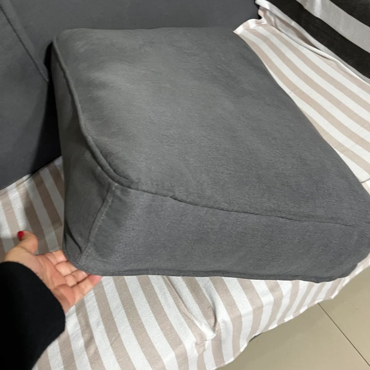 Conjunto sofá fixo 2 e 3 lugares  - Foto 5