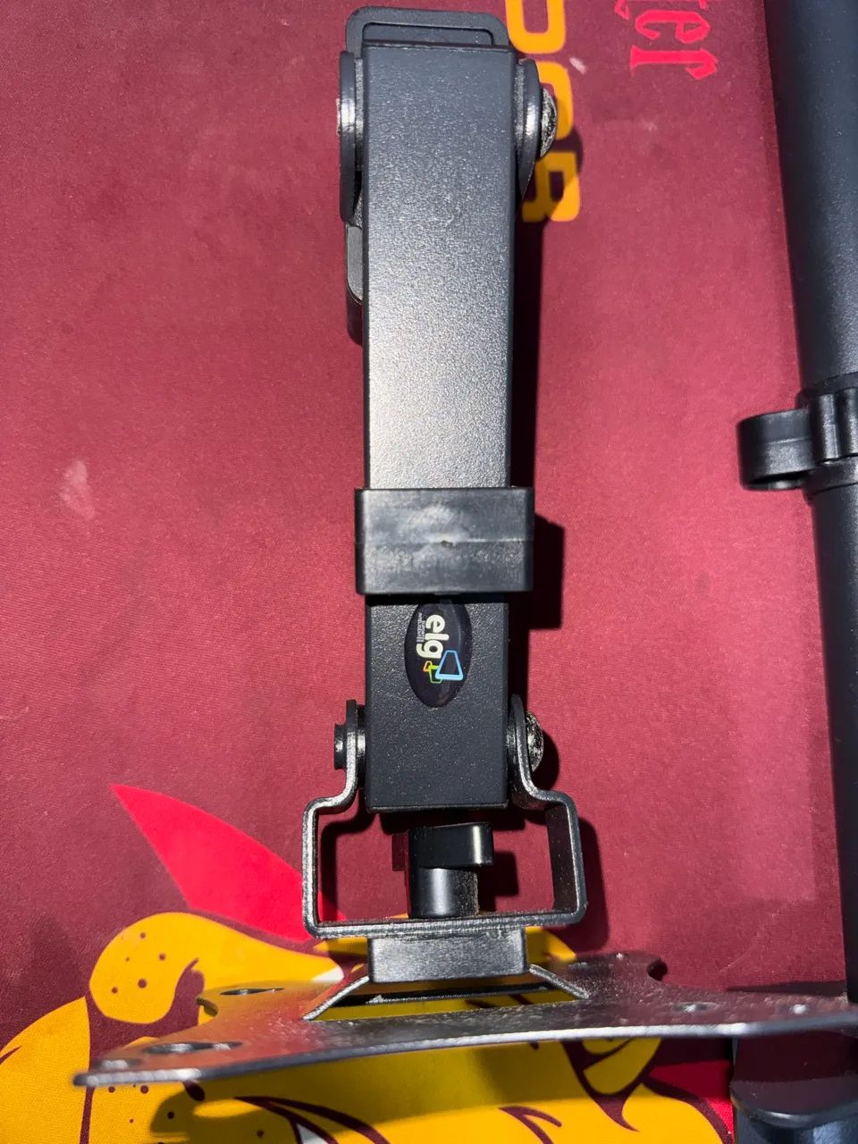 Suporte articulado ELG 