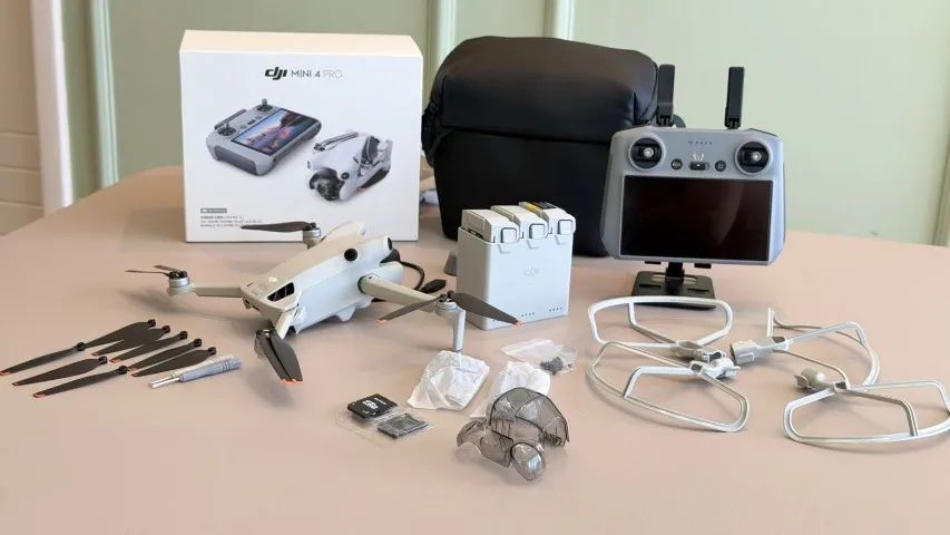 Drone DJI Mini 4 Pro Fly More Combo com controle DJI RC 2 - Foto 4