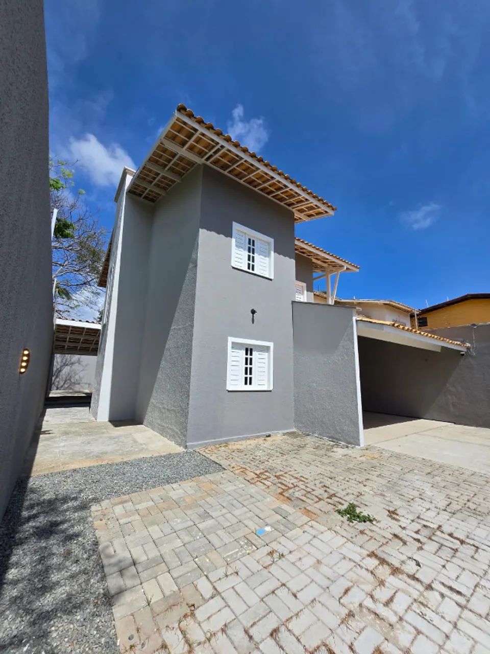 Casa duplex com tres quartos sendo dois suítes na Mangabeira - Eusébio  -  173m² - Foto 3