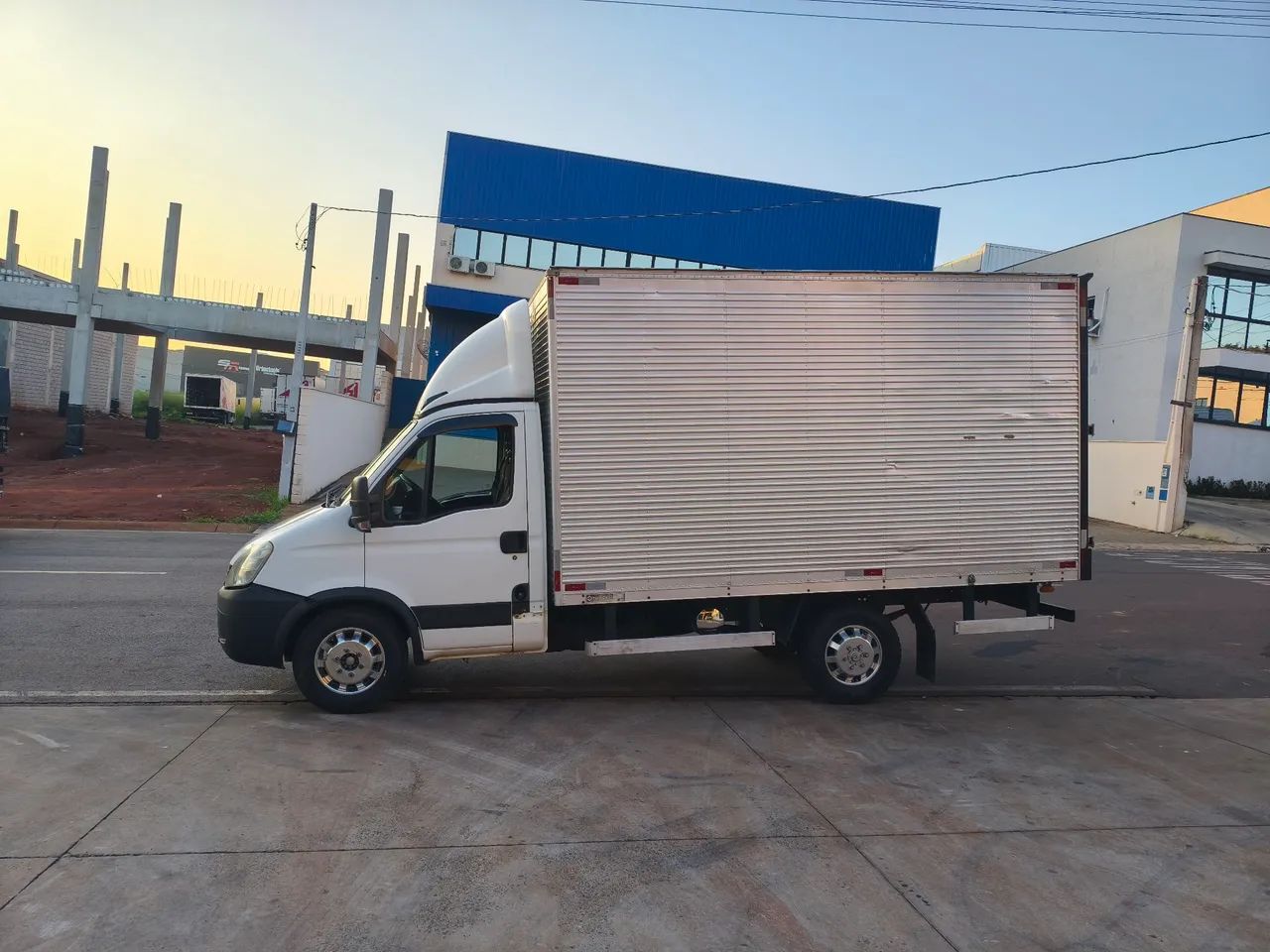 Iveco Daily DAILY CHASSI 35S14 2P (DIES.)(E5) 2017
