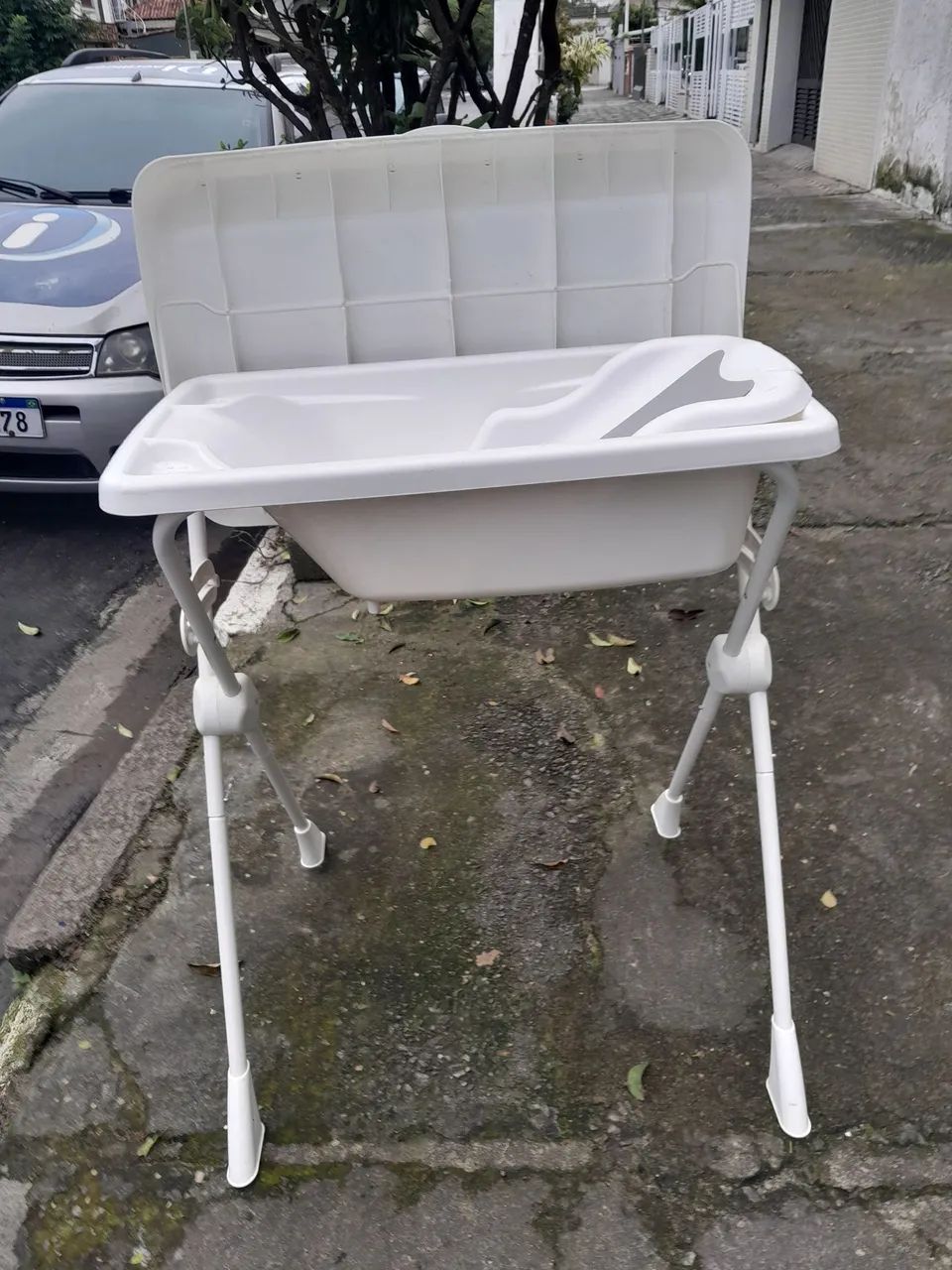 BANHEIRA COM TROCADOR