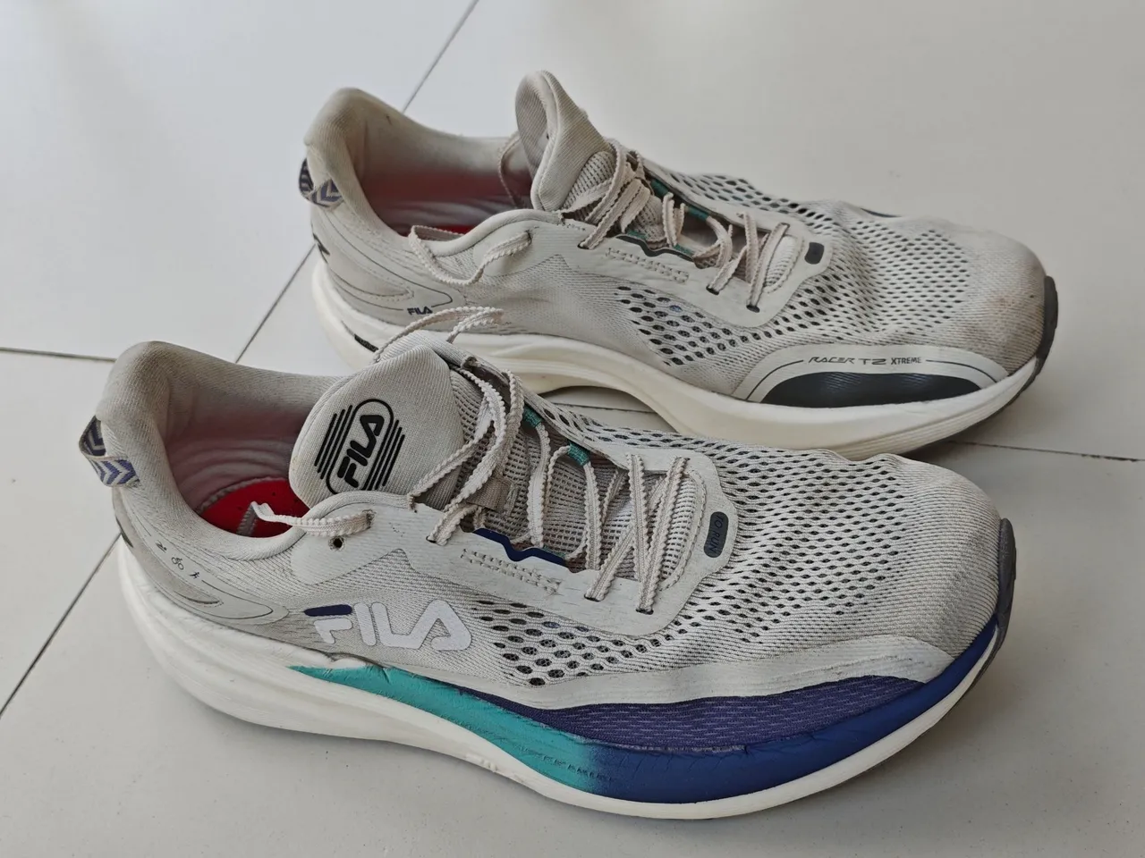 Asics Novablast 3 - Calçados Esportivos - Funcionários, Belo