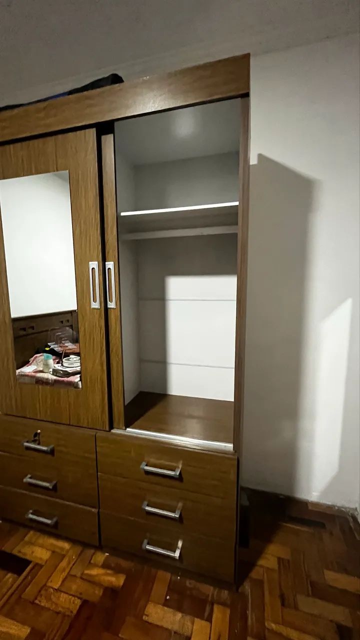 Guarda roupa com espelho - Foto 3