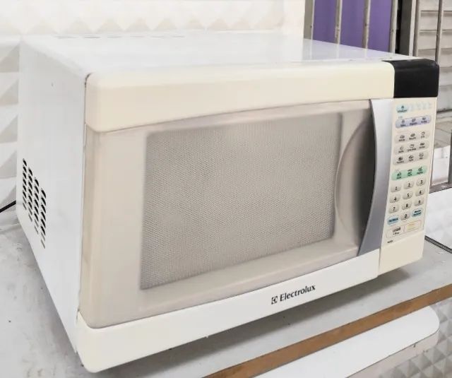 Micro Ondas Electrolux ME28 28 litros 127 v - Foto 4