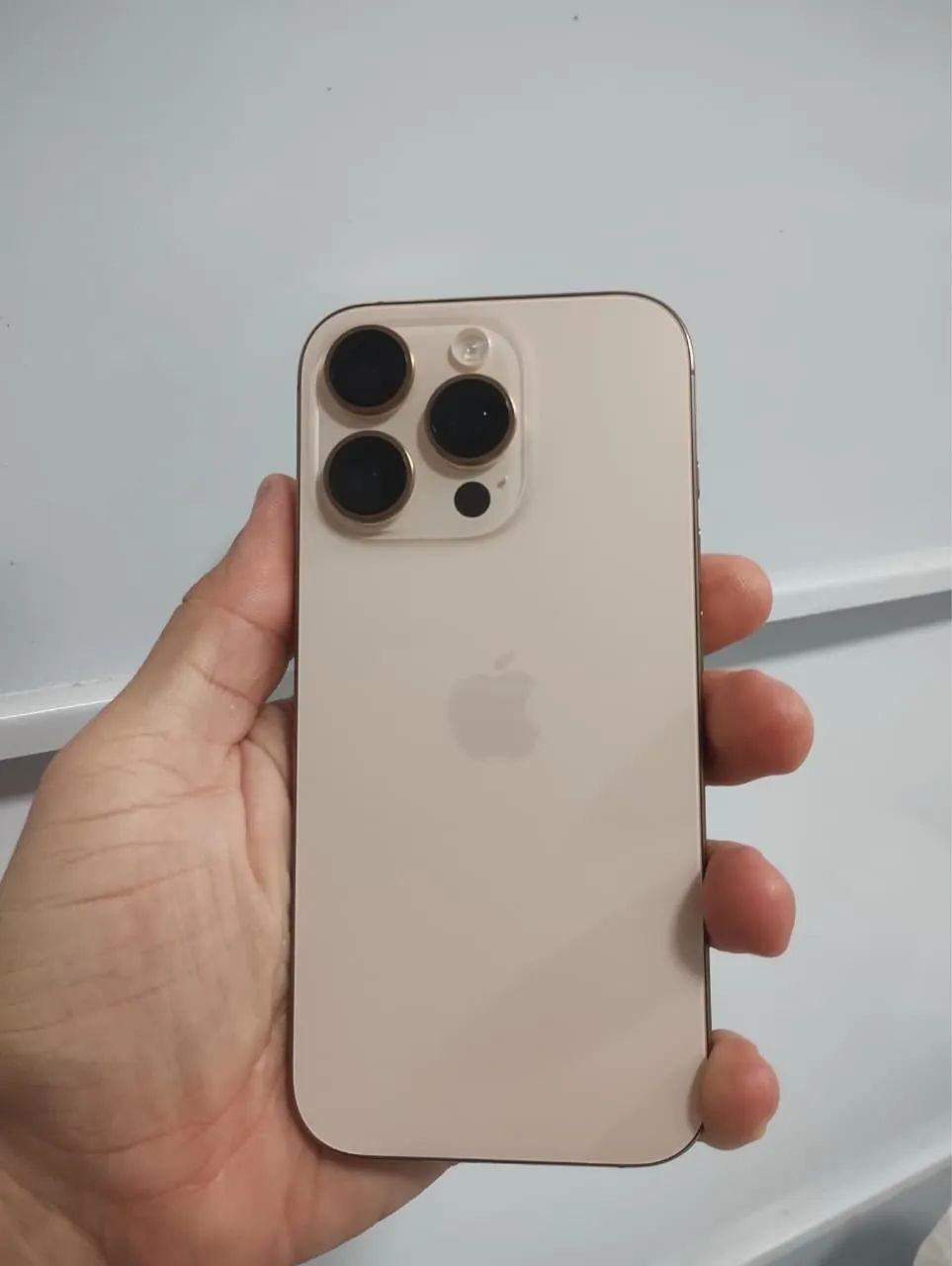 iPhone 16 PRO