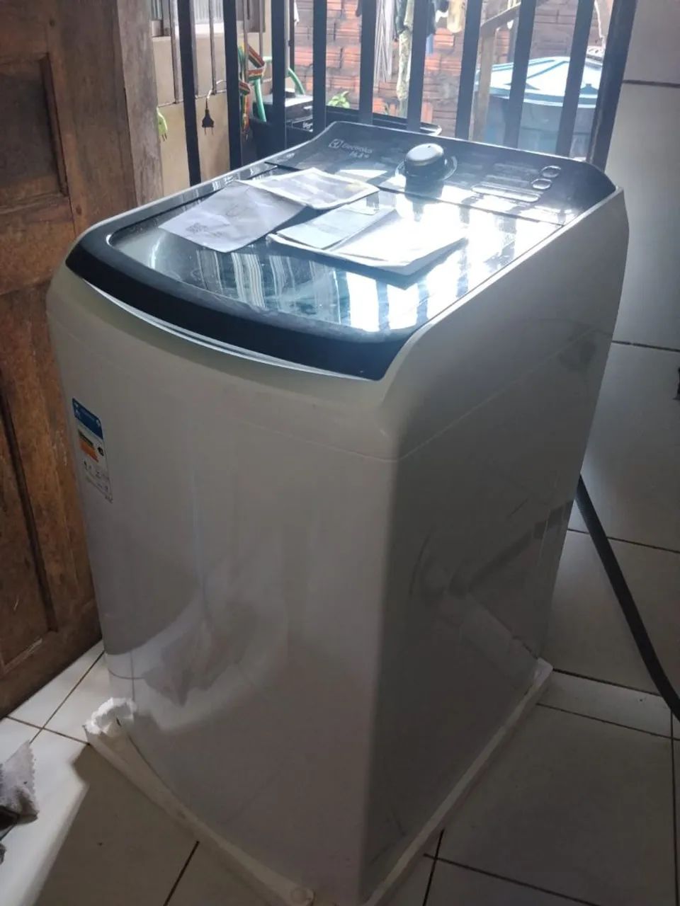 Máquina de lavar nova . Nunca usada