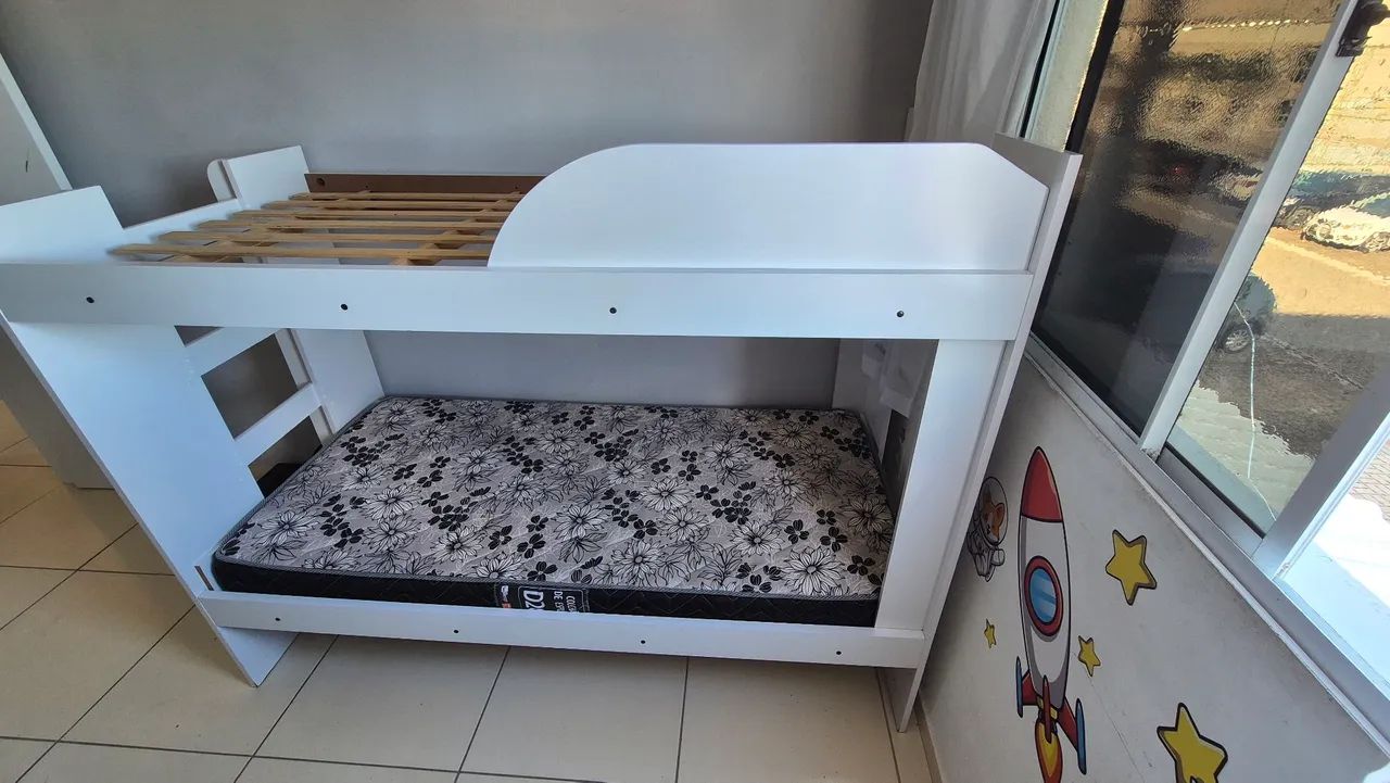 Beliche solteiro Branco em Ótimo Estado + Escada Integrada (Econômico e Resistente) - Foto 3