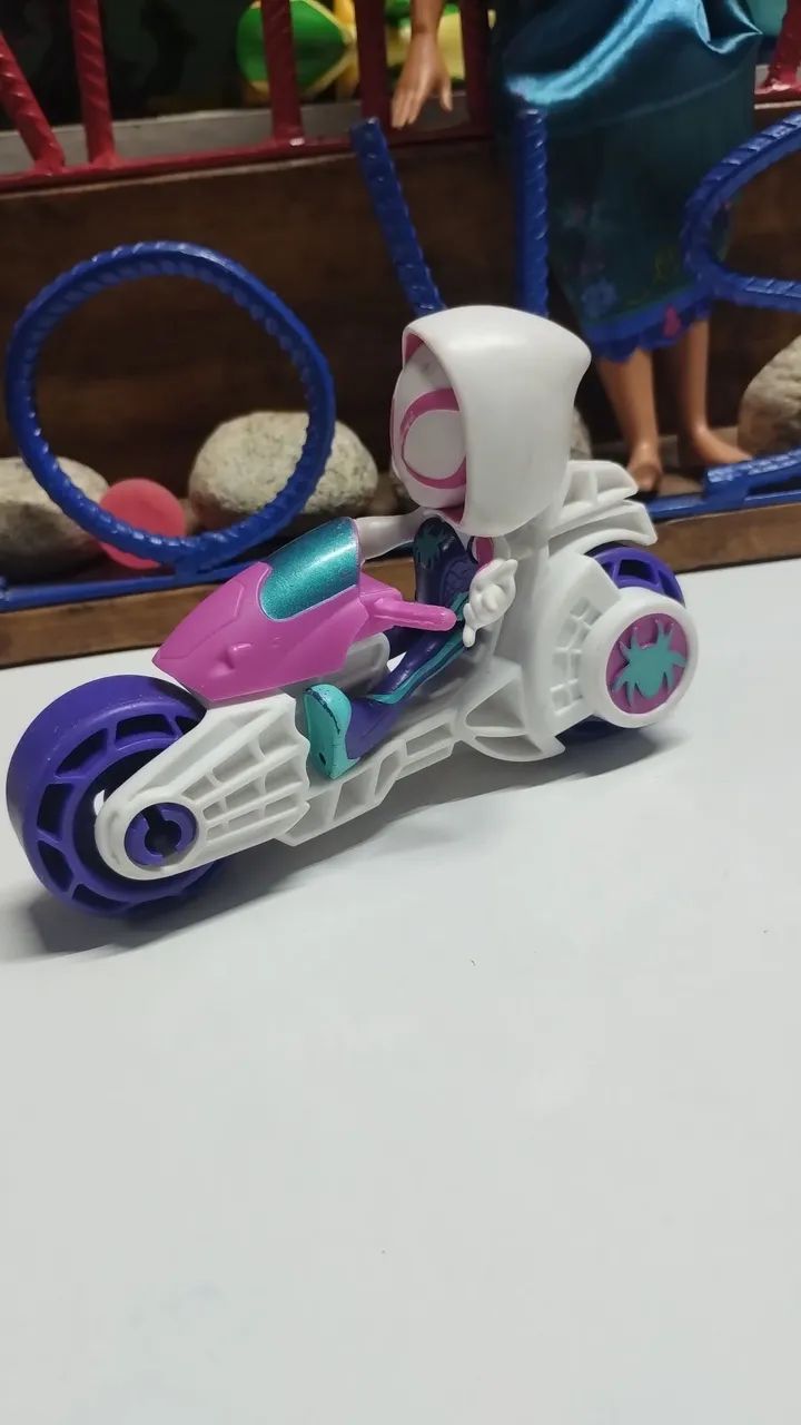 Ghost-Spider com Motocicleta  - Foto 2