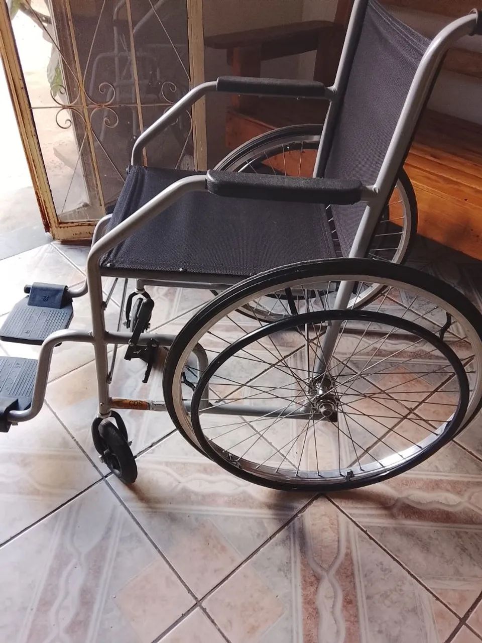 Cadeira de rodas nova oportunidade 