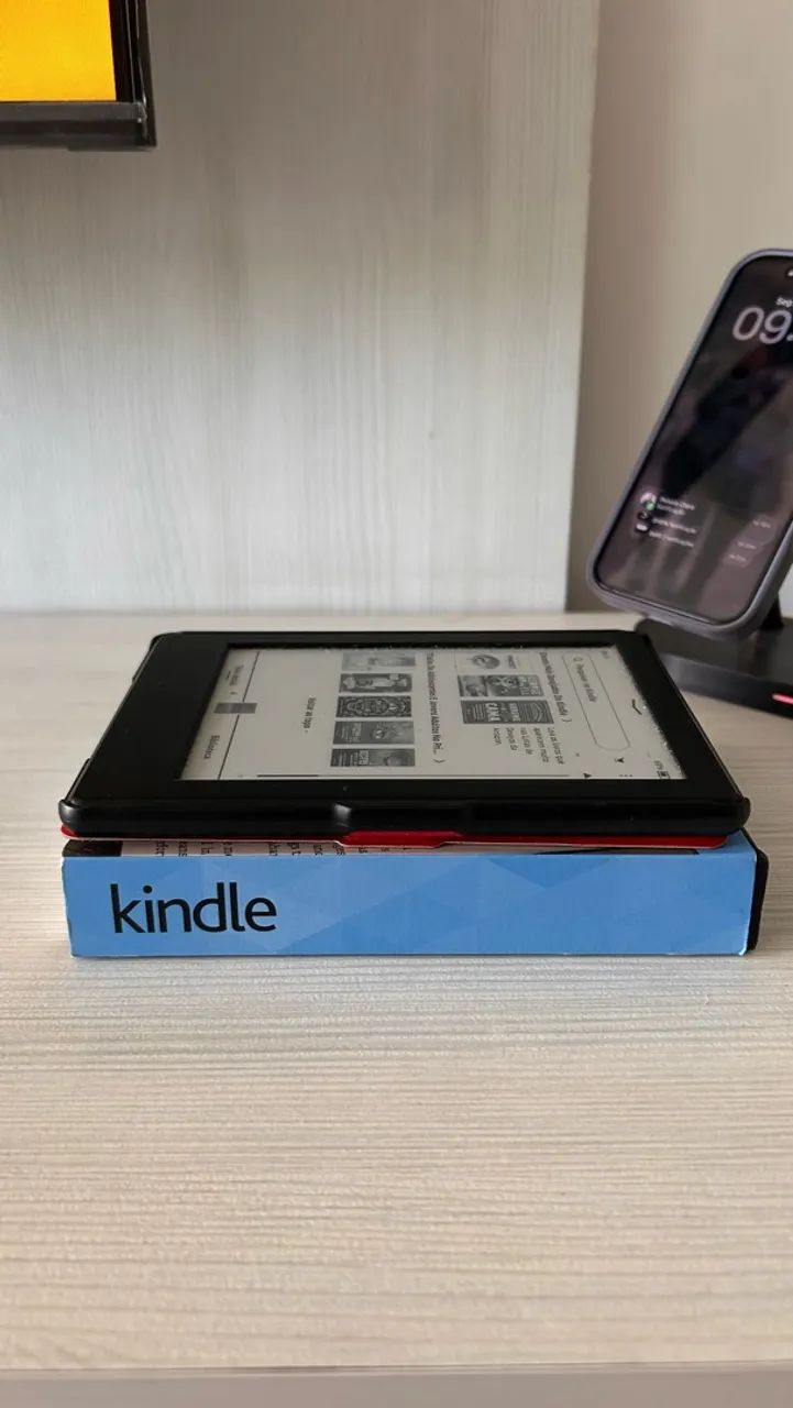 Kindle 8 geração com capa magnética 