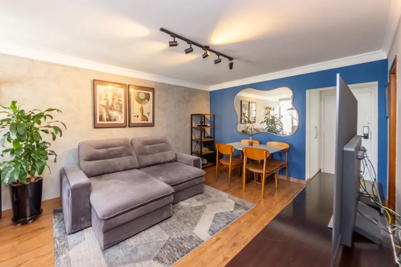 Apartamento para venda em Moema com 2 quartos, sendo 1 suíte, 75m²