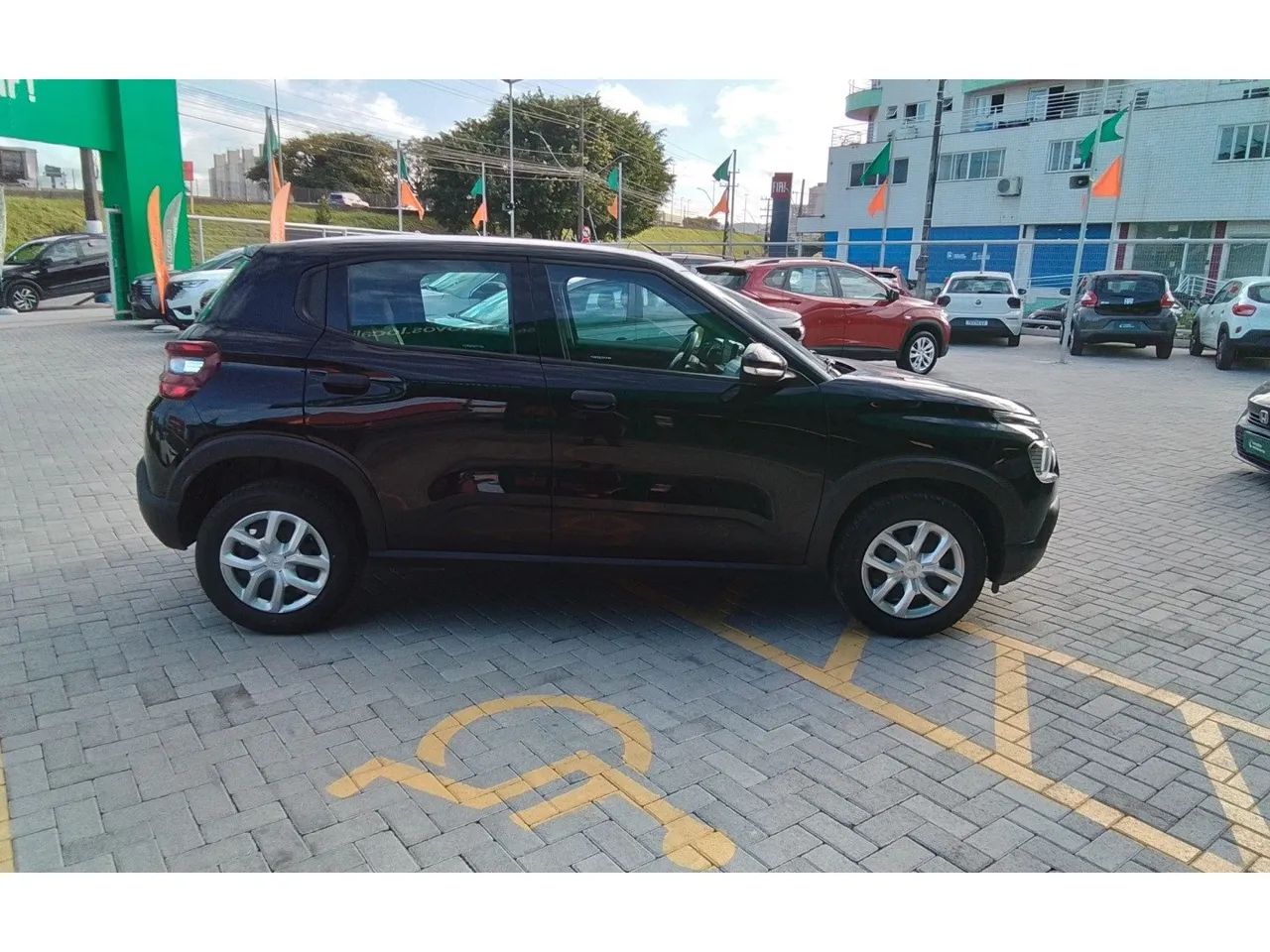 Citroen C3 Live Pack 1.0 Flex 6V 5P Mec. 2025 - Foto 4
