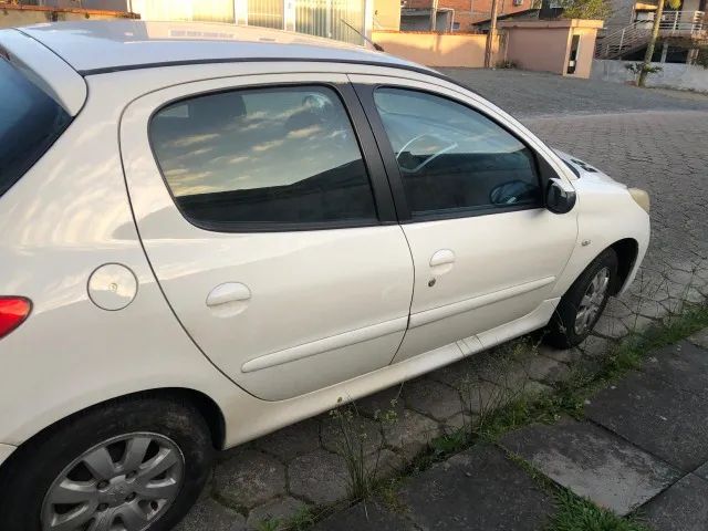 Peugeot 207 207 XR Sport 1.4 Flex 8V 5p 2010