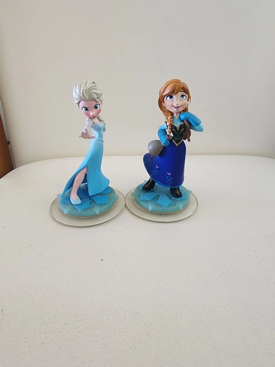 Bonecas Ana e Elsa Disney Infinity original 