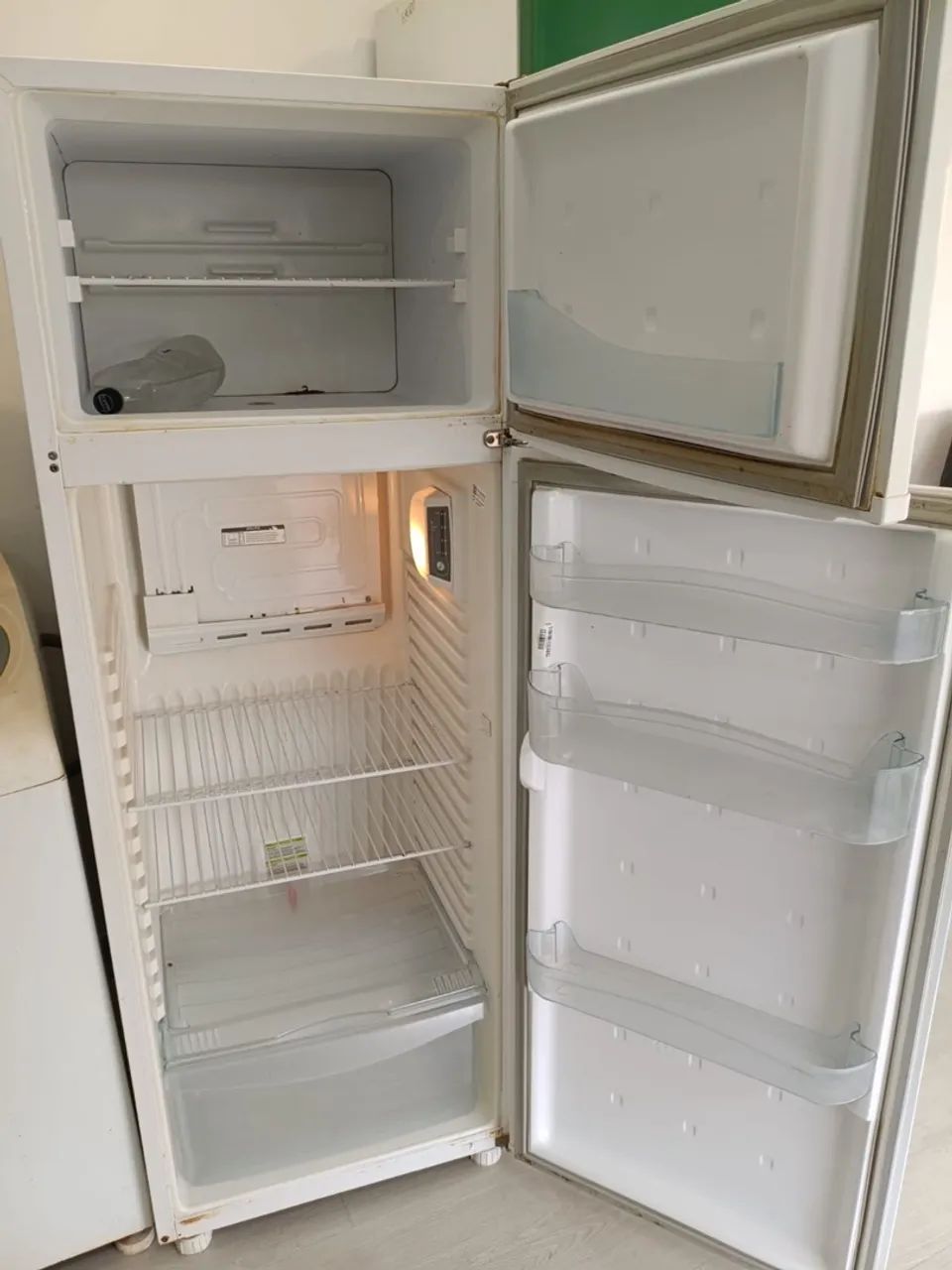 Vendo geladeira  - Foto 4