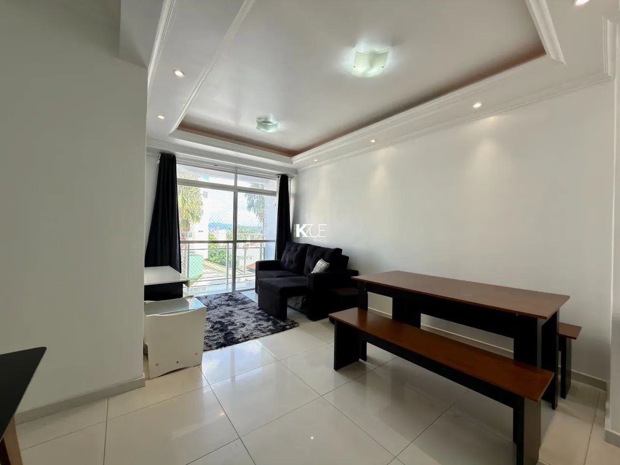 Apartamento mobiliado, 02 dormitórios para alugar no bairro Abraão, Florianópolis SC