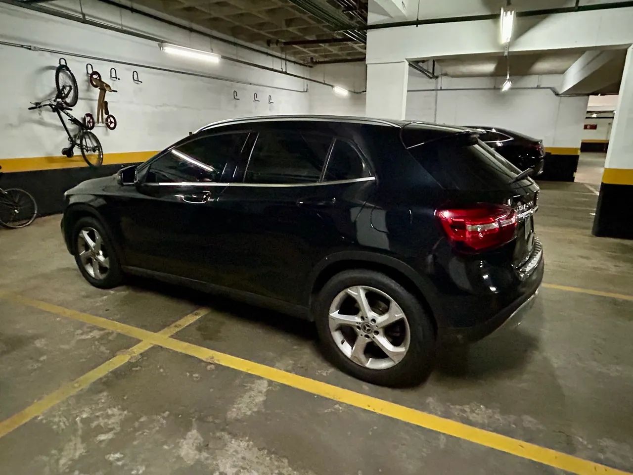 Mercedes-Benz GLA 200 Adv. 1.6/1.6 TB 16V Flex Aut., foto 4 de 11