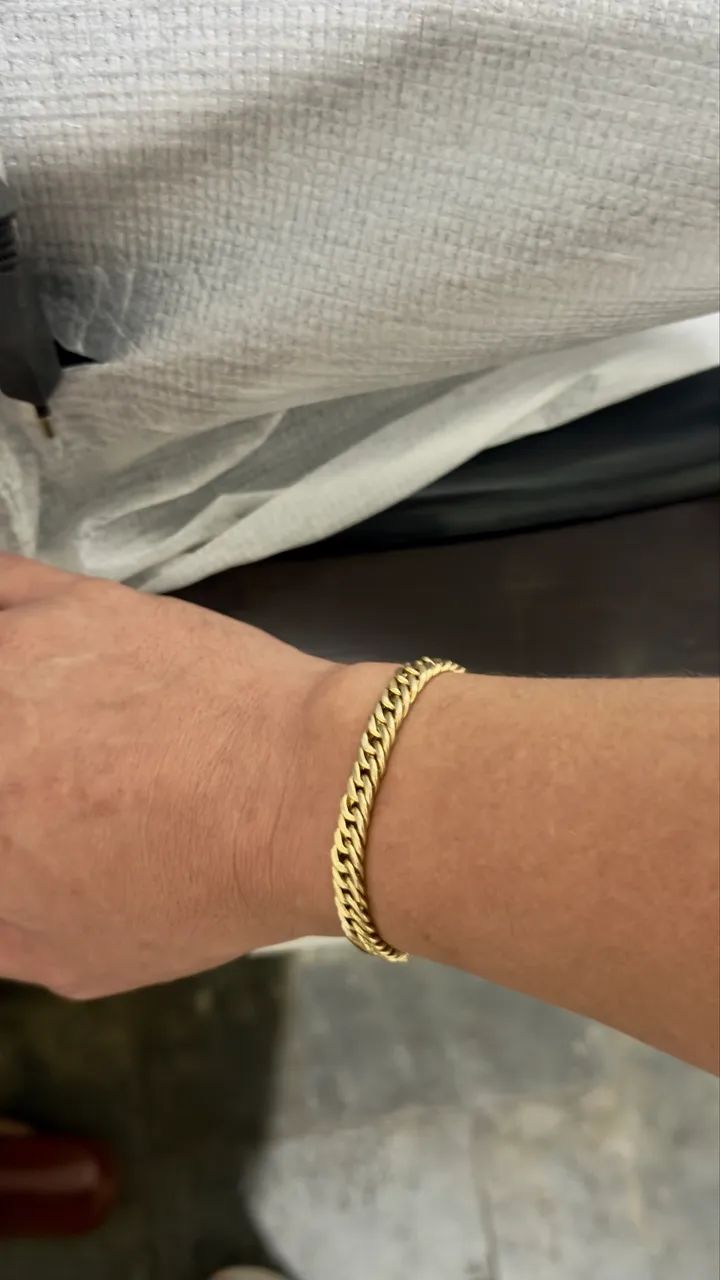 Pulseira de ouro com 13 gramas