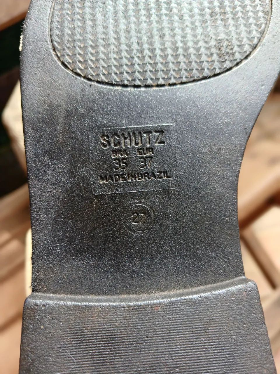 Coturno Bold Verniz da Schutz - Foto 4
