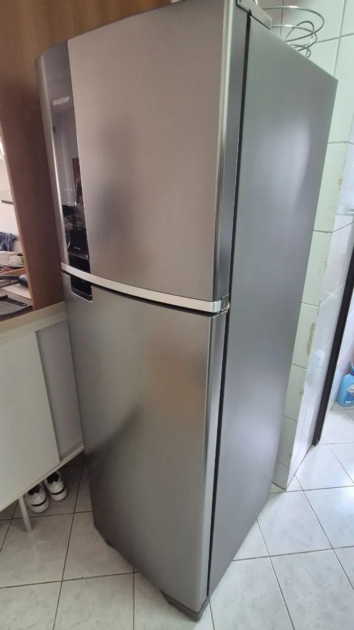 Geladeira Brastemp Frost Free Duplex 400 Litros Inox - BRM54JKANA - 1 ano de uso - Foto 2
