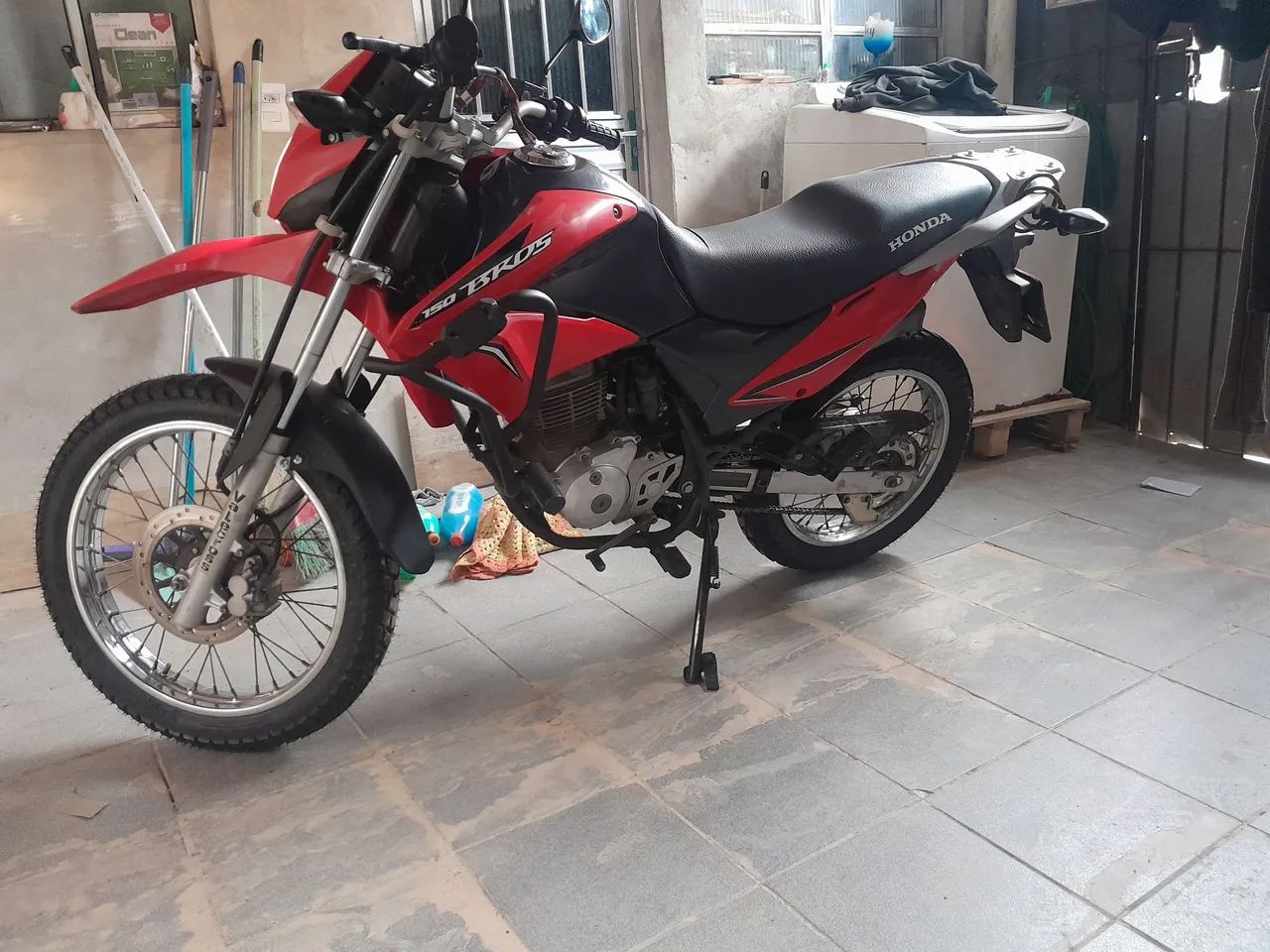 Bros 150 2013