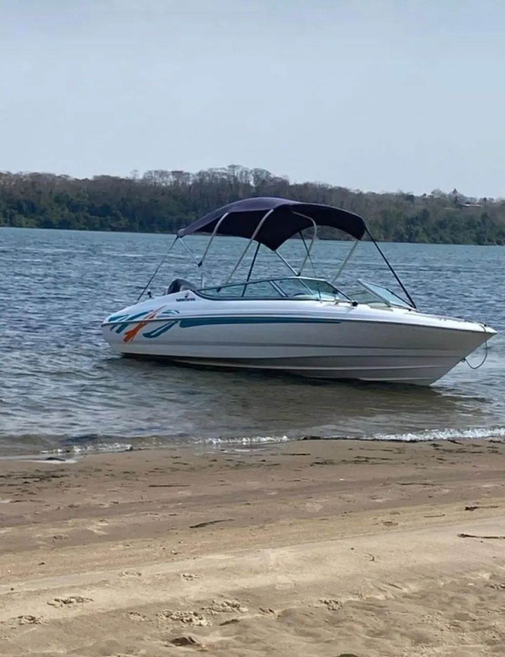 Casco Lancha ventura 22 pés 