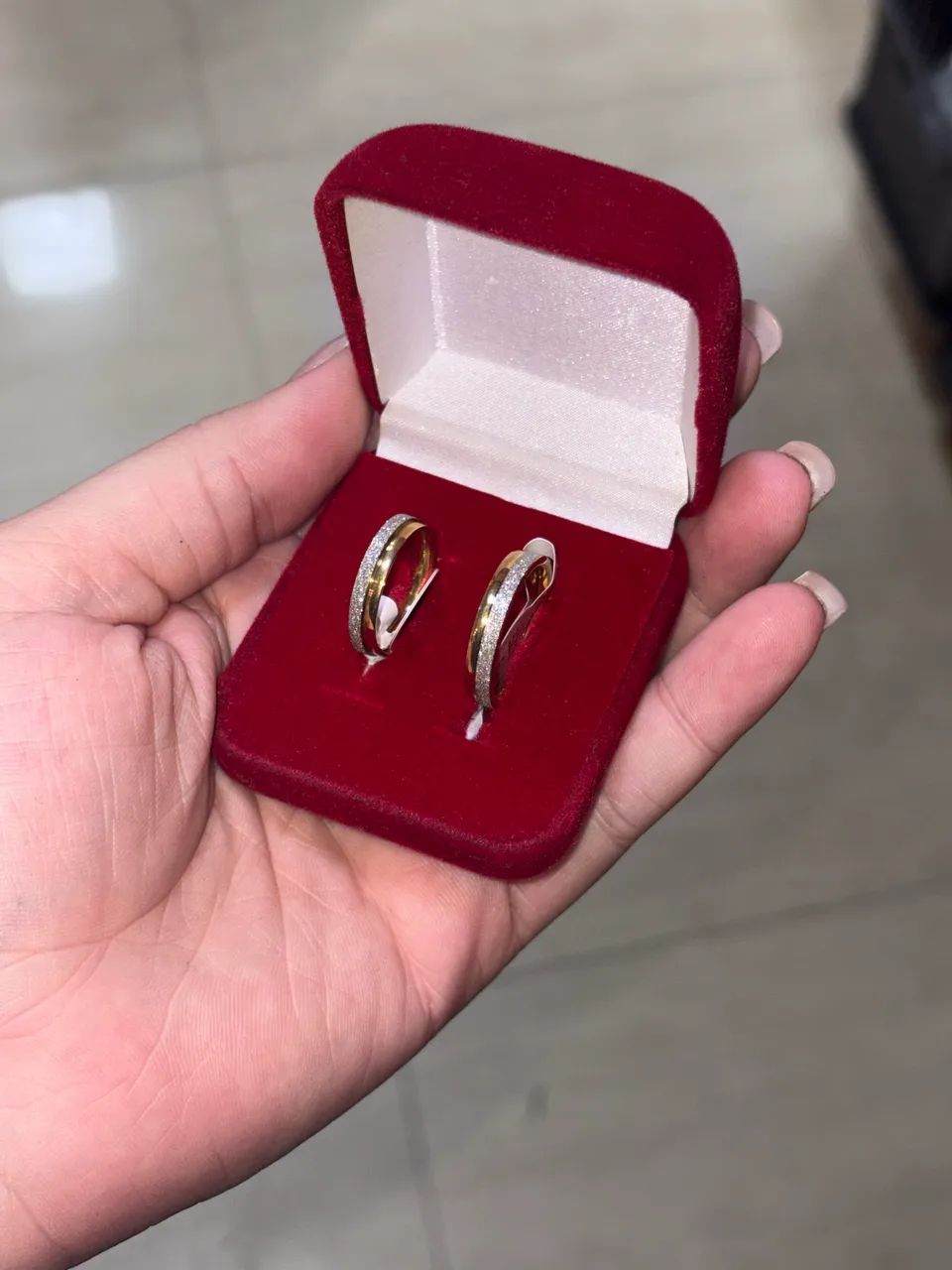 Aliança banhada a ouro 