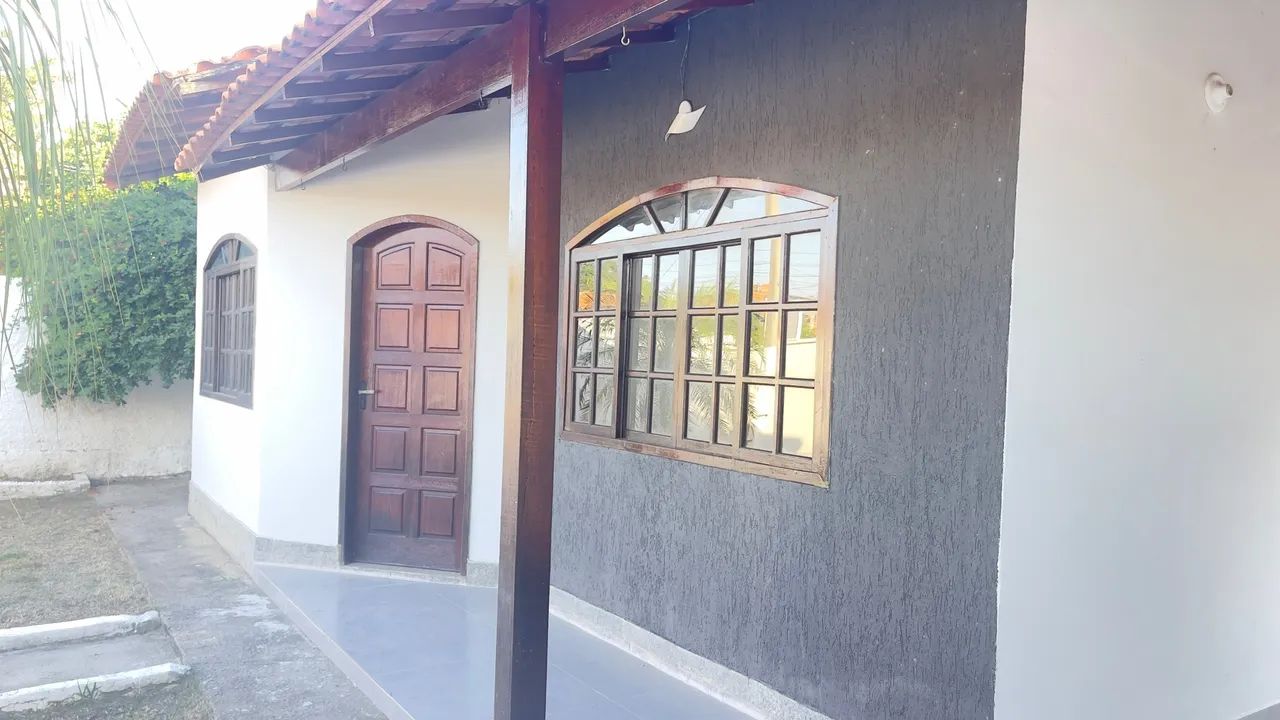Ótima casa com piscina - Foto 2