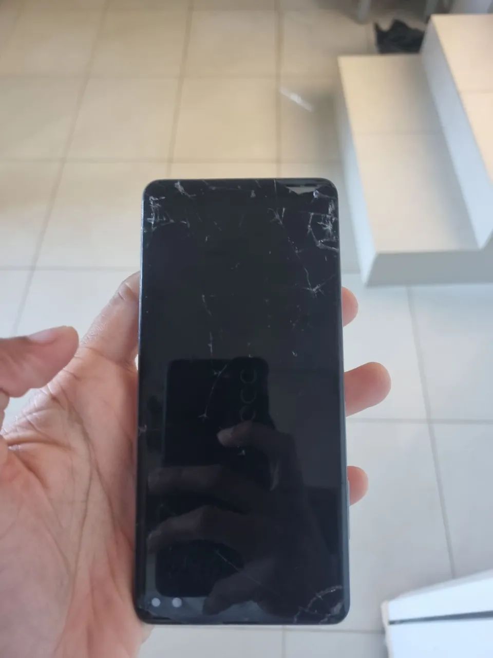 Celular Galaxy S10+ com Defeito - Foto 2