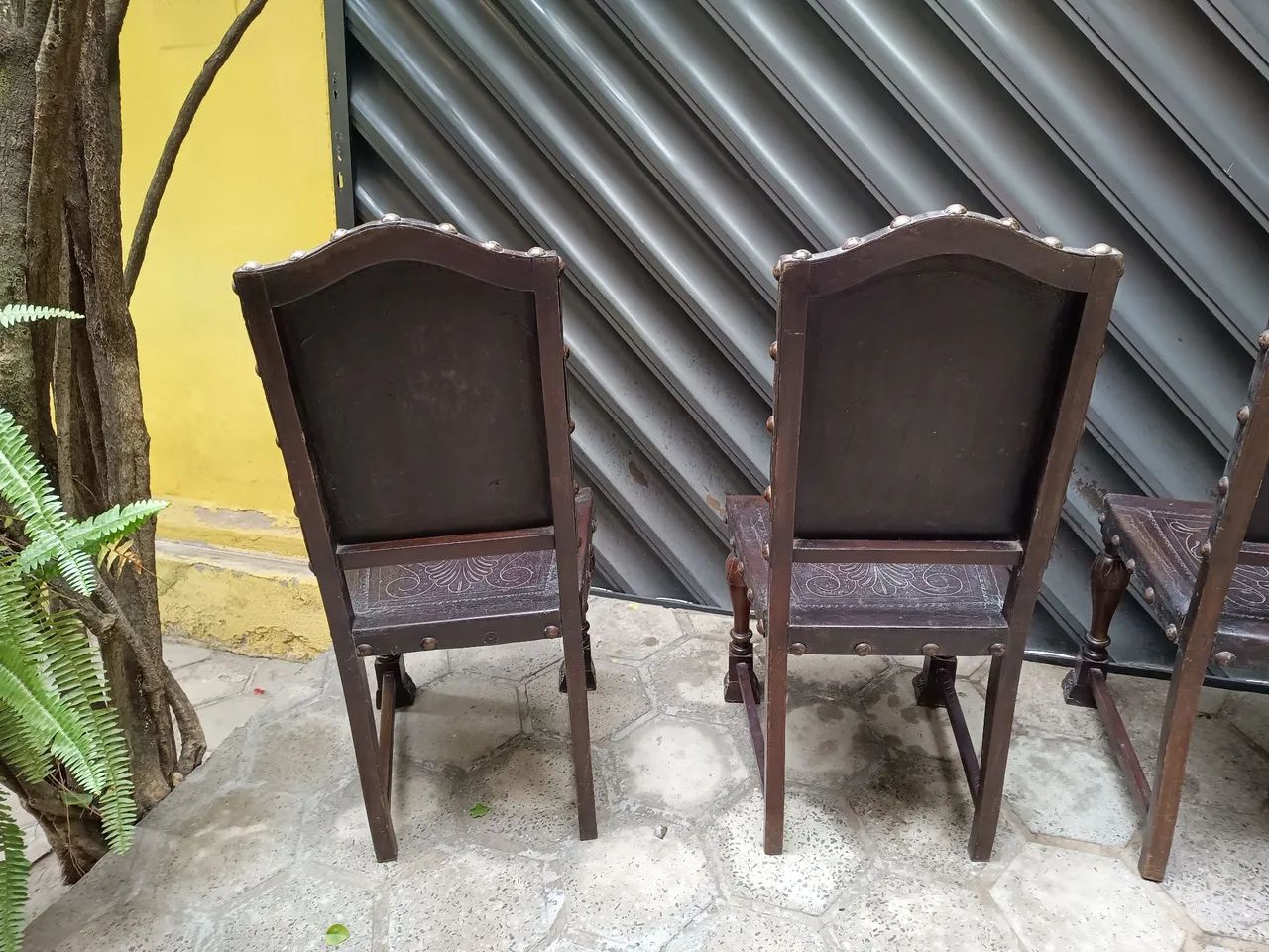 Cadeiras antigas - Foto 3