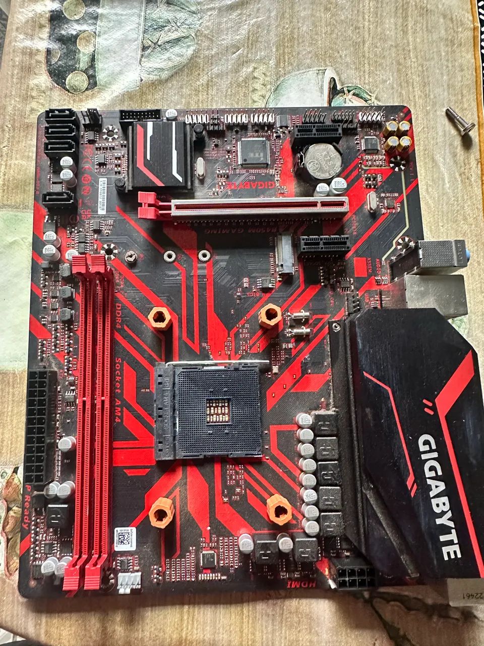 Placa B450M GAMING  - Foto 2