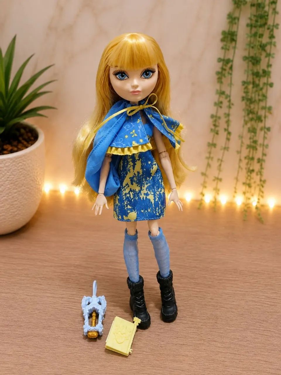 Ever after high blondie 