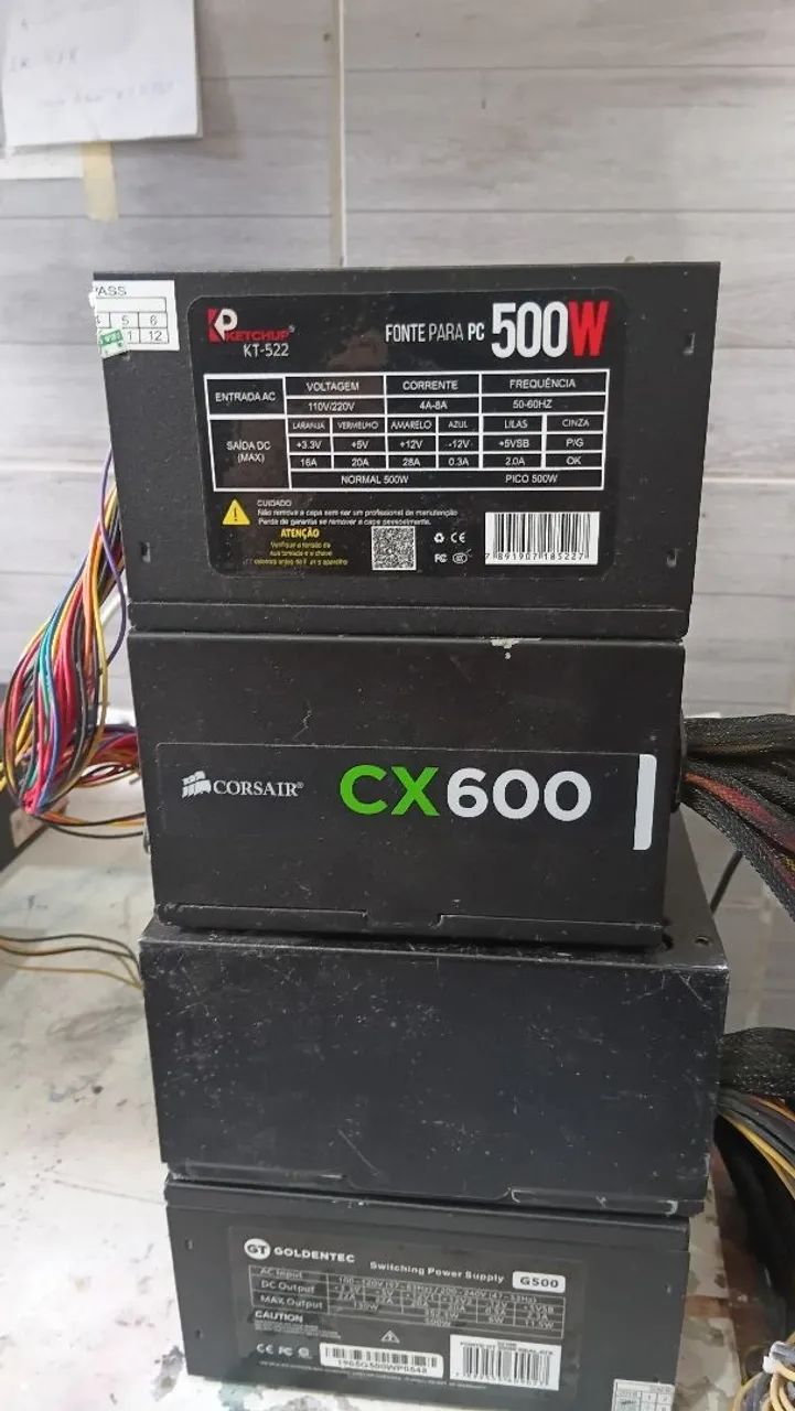 4 fontes e 2 placa de vídeo para quem conserta.  - Foto 2