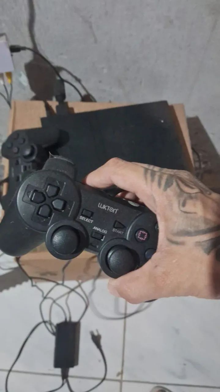 Vendo Playstation 2 - Foto 3