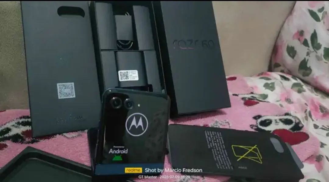 Moto RAZR 60  - Foto 2