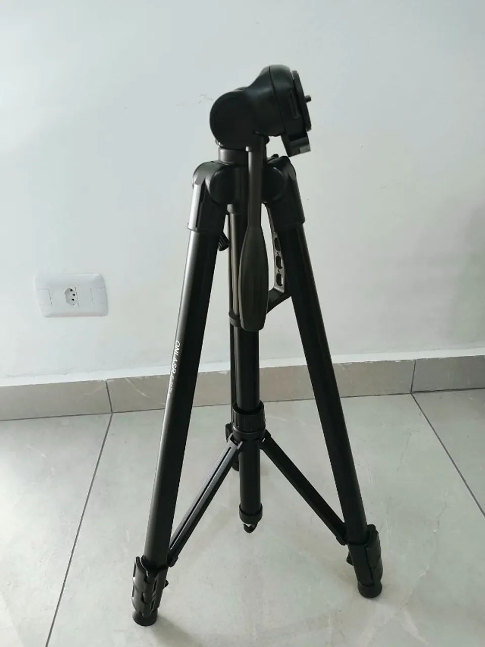 Câmera Nikon D7100 com lente, flash, tripé, bolsa - Foto 3