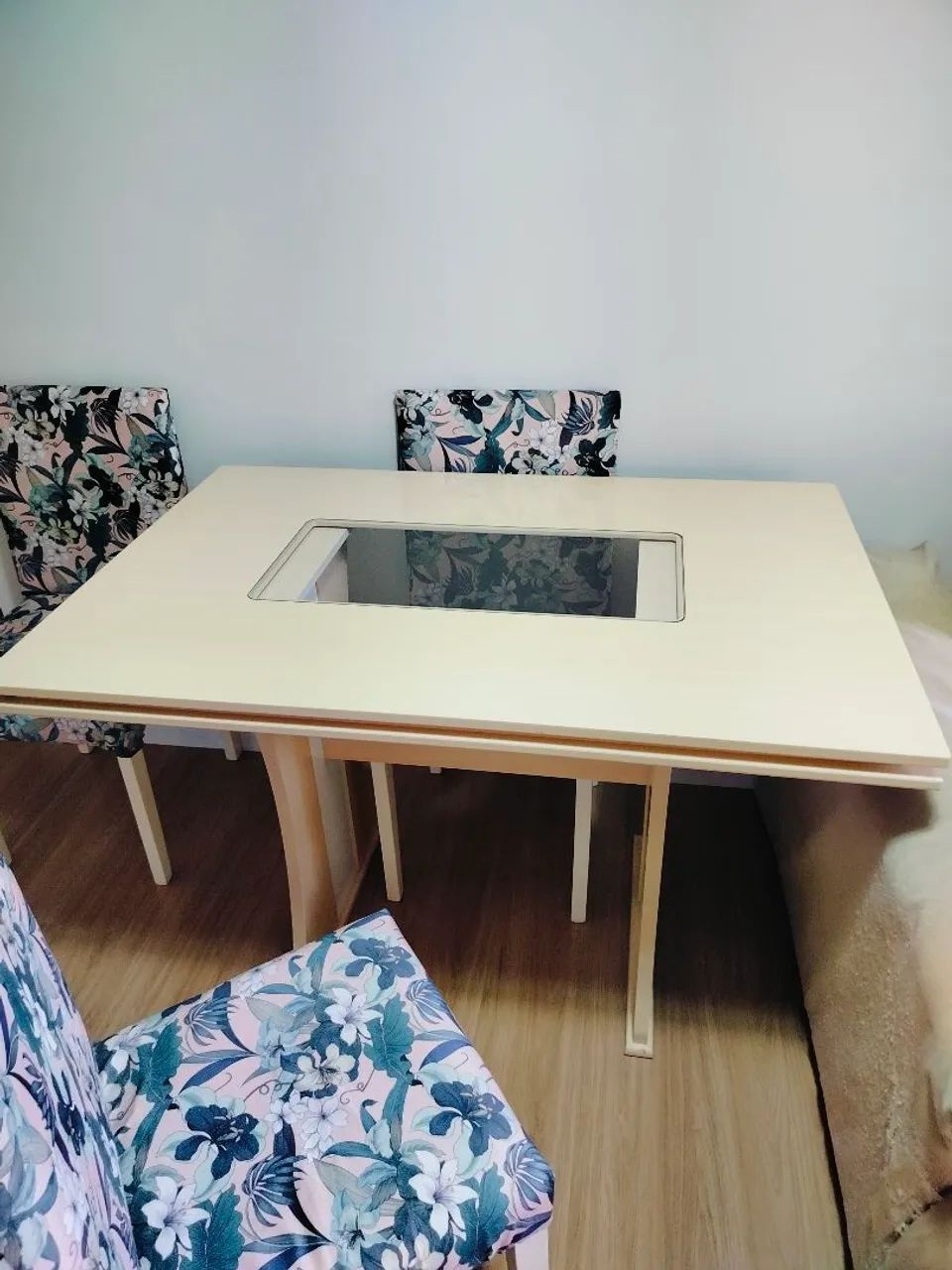 Mesa com Cadeiras - Foto 2