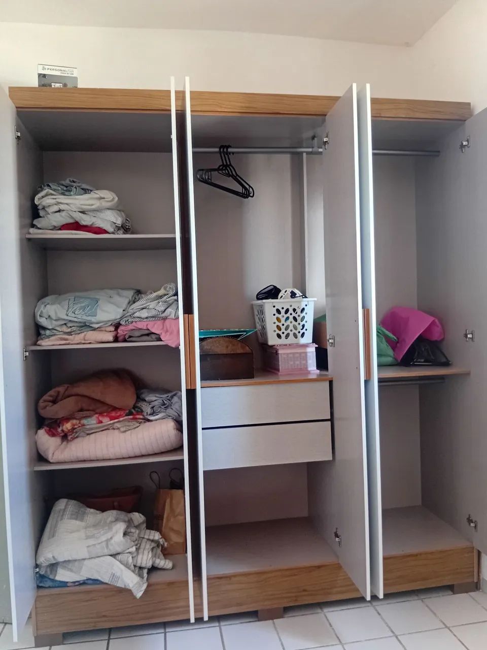 Guarda roupa 6 portas - Foto 2