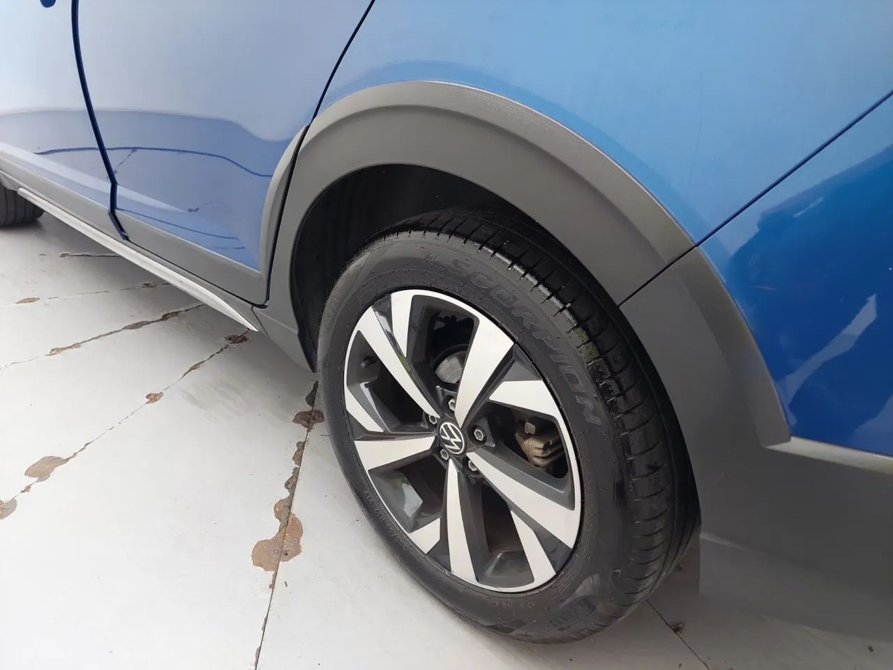 Volkswagen Nivus Highline 1.0 200 TSI Flex Aut., foto 12 de 18