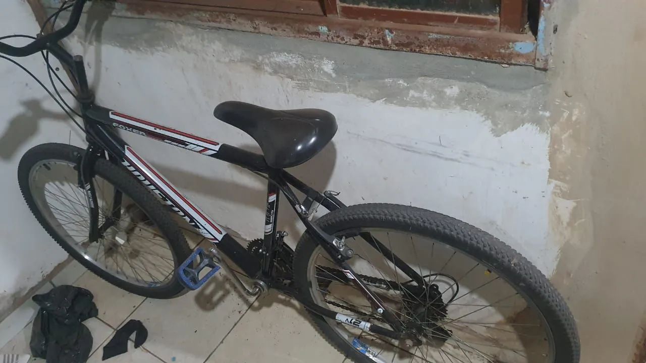 Vendo Bicicleta Houston aro 26 semi nova - Foto 3