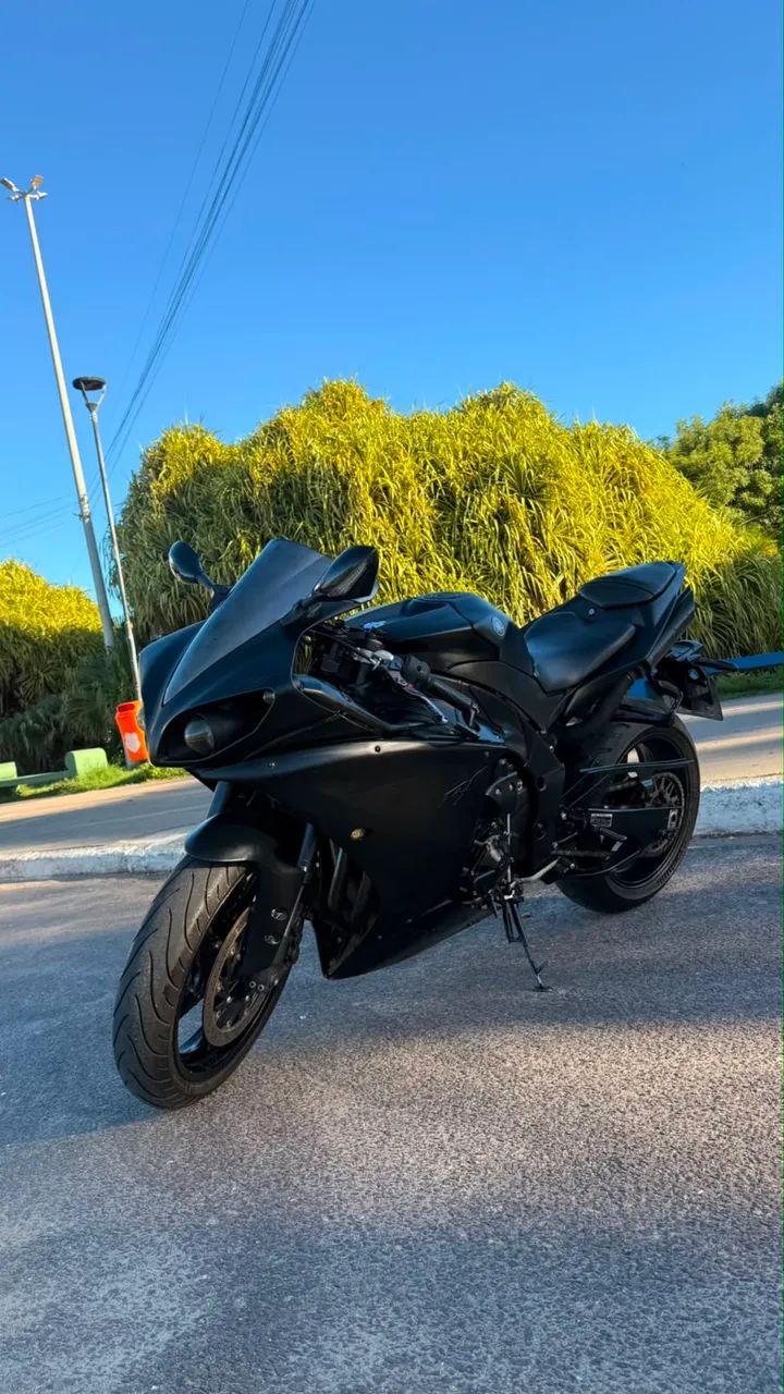 R1 Black - Foto 4