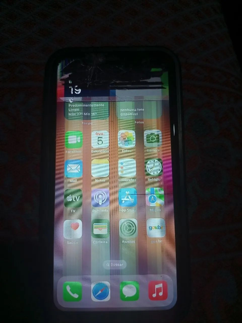 Vendo iPhone xr ou troco por outro celular 