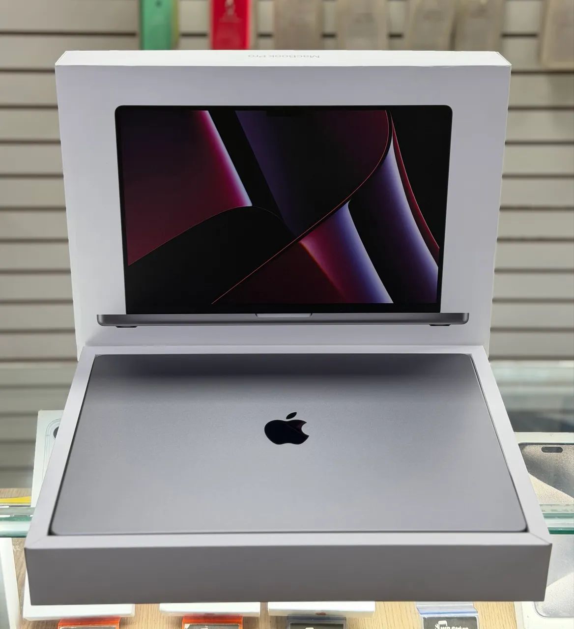 MacBook本体 Apple MacBook Pro M2 16GB 512GB Macbook pro 16 polegadas chip m2 pro 16gb / 512gb bateria 94% LOJA