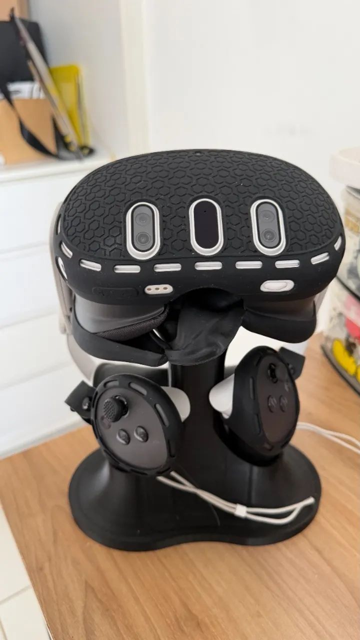 Meta Quest 3 512GB - Com HeadStrap, Protetores e Suporte