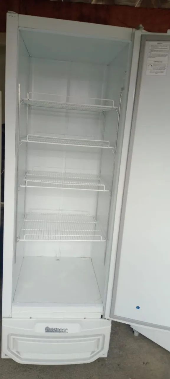 Freezer vertical Gelopar 220v funcionando 
