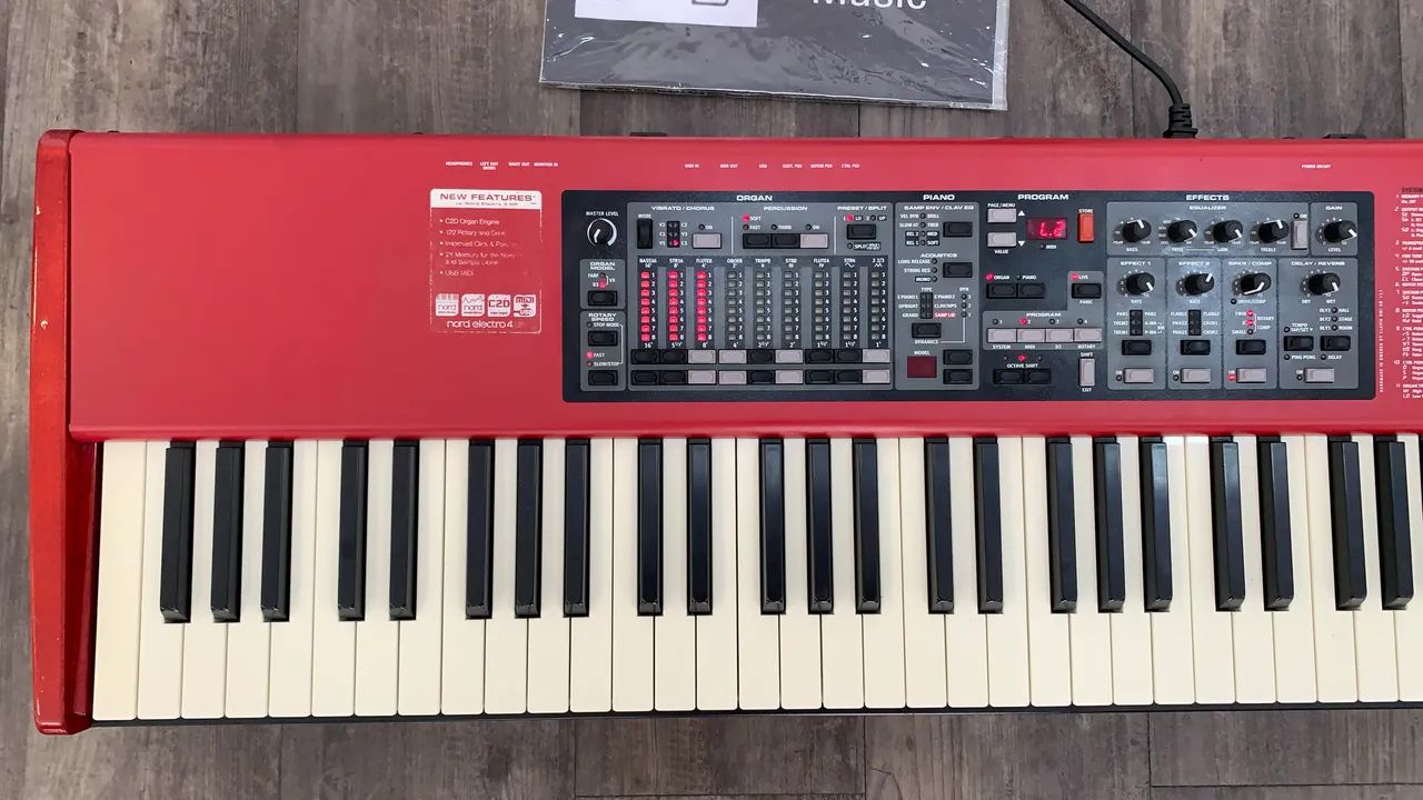 Nord Electro 4 HP 73  - Foto 2